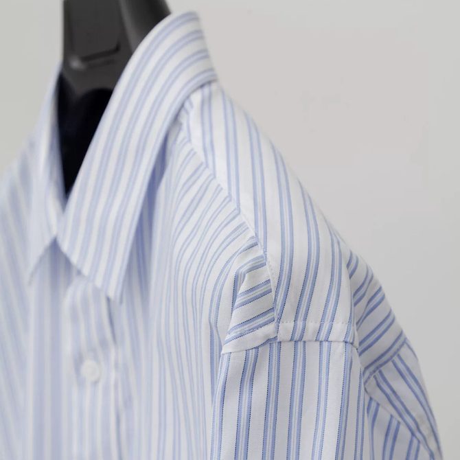 Stripes Heart Shirt - Hình ảnh 4